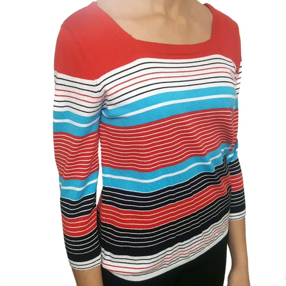 Joseph A Square Neckline 3/4 sleeve Sweater Medium